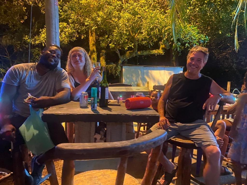 Airport Inn Roatan Dış mekan fotoğraf